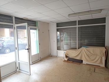 Local comercial de lloguer a Cardenal Benlloch