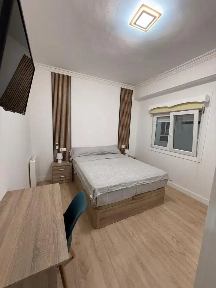 Room in Avenida Portugal.h2, Couto