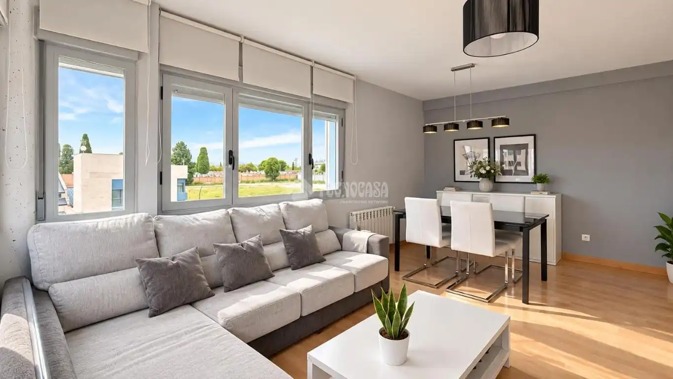 Living room of Flat for sale in Fuencarral - El Pardo