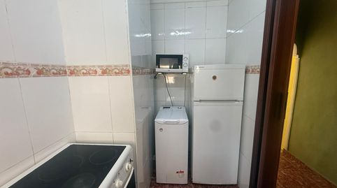 Foto 3 de Piso en venta en Avilés - Calle Andalucía, 7, Villalegre - La Luz, Avilés