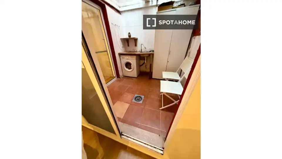 Bedroom of Flat for rent in Valencia  with Air Conditioner, Heating and Furnished