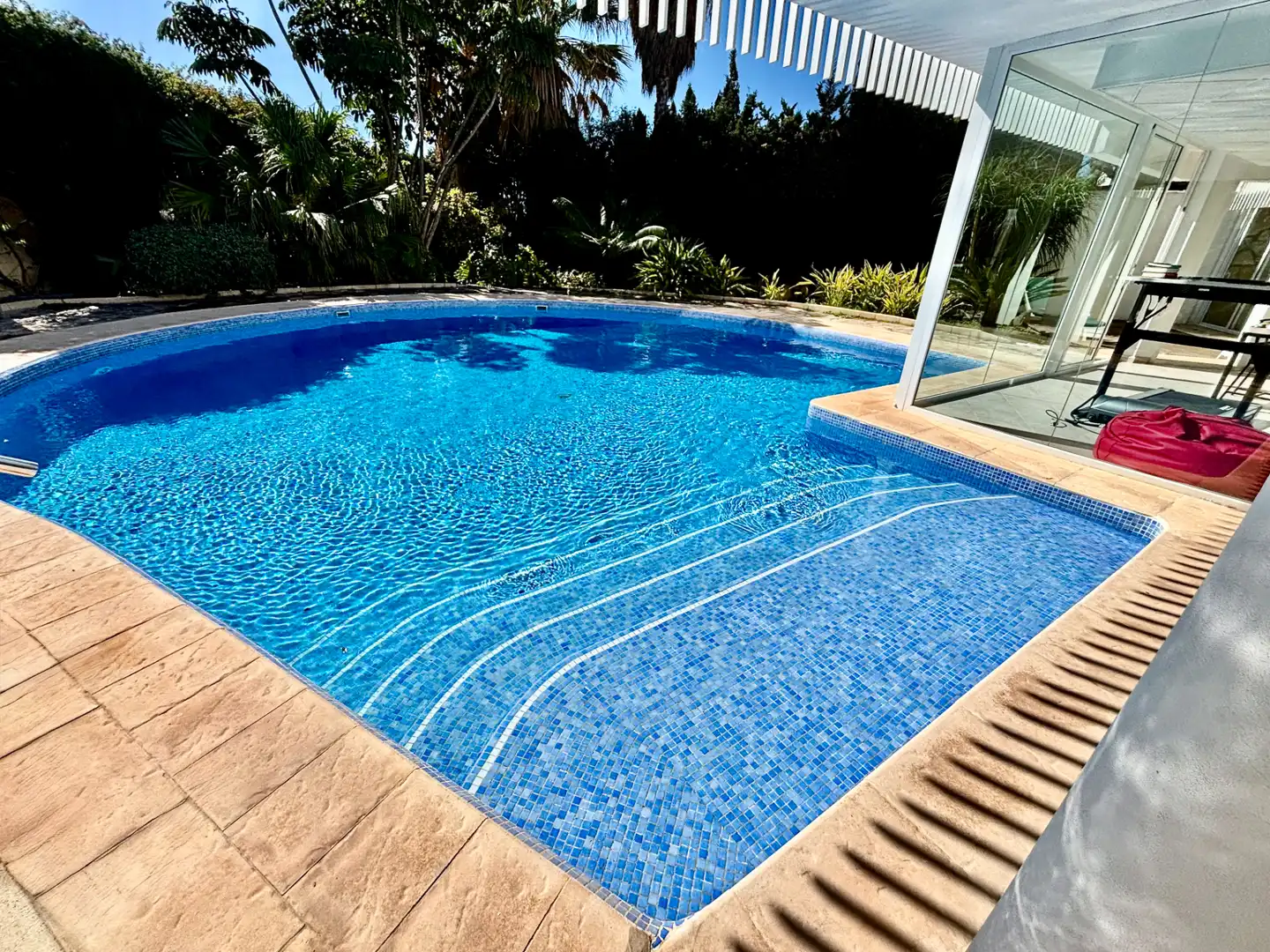 Chalet con piscina en venta en Playa de San Juan - El Cabo de las Huertas, imagen 3