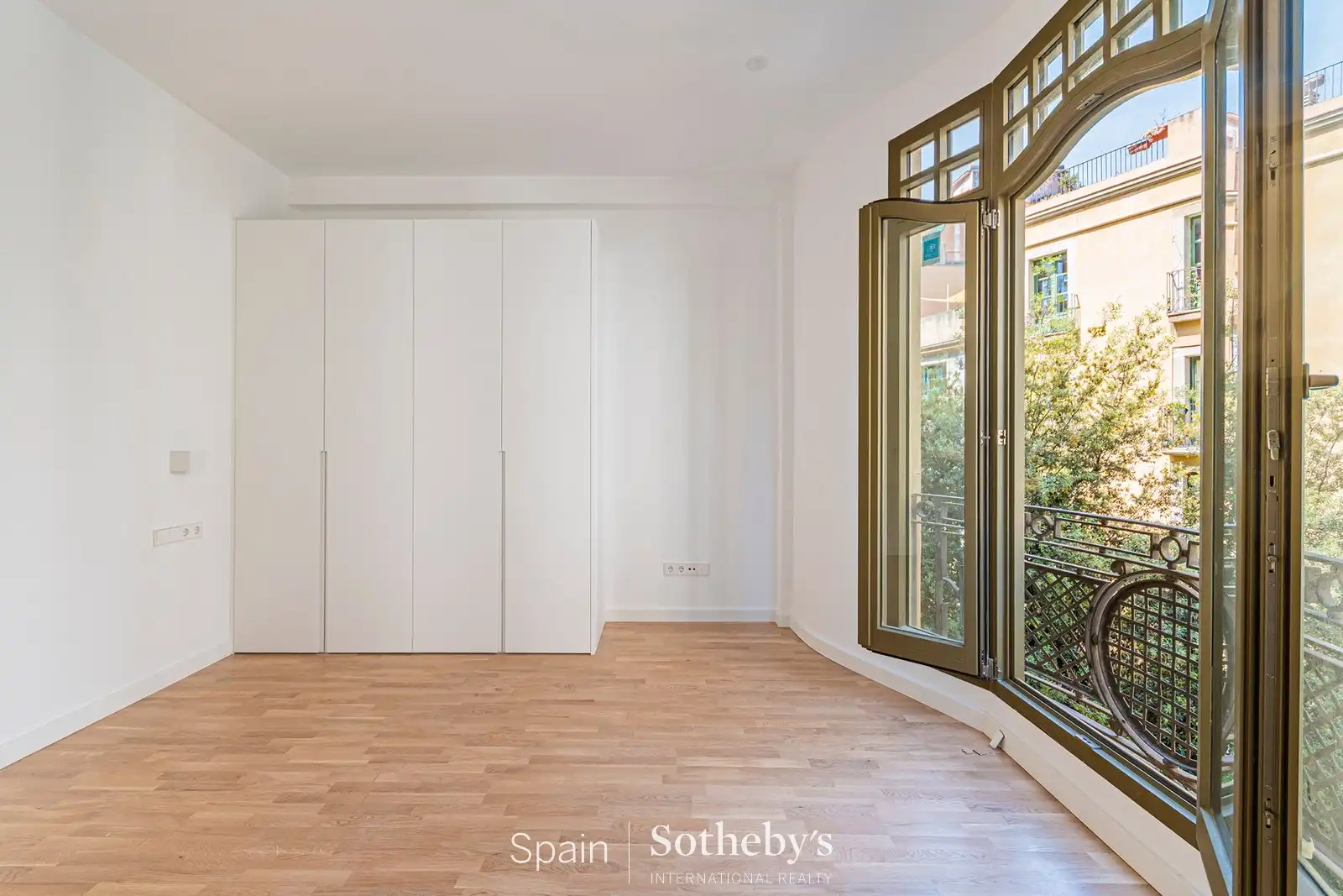 Apartment mit Aufzug zum Verkauf in Carrer Comtal, imagen 7