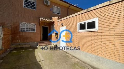 Foto 5 de Casa o xalet en venda a Yuncos, Toledo