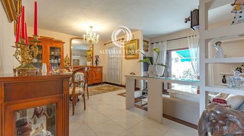 Foto 2 de Piso en venta en Antonio Navarro, Torviscas Bajo, Adeje