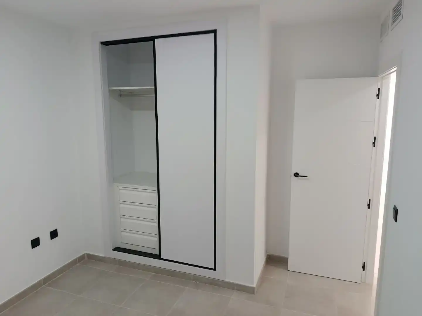 Habitación de Piso de alquiler en Murcia con Trastero, Amueblado y Balcón