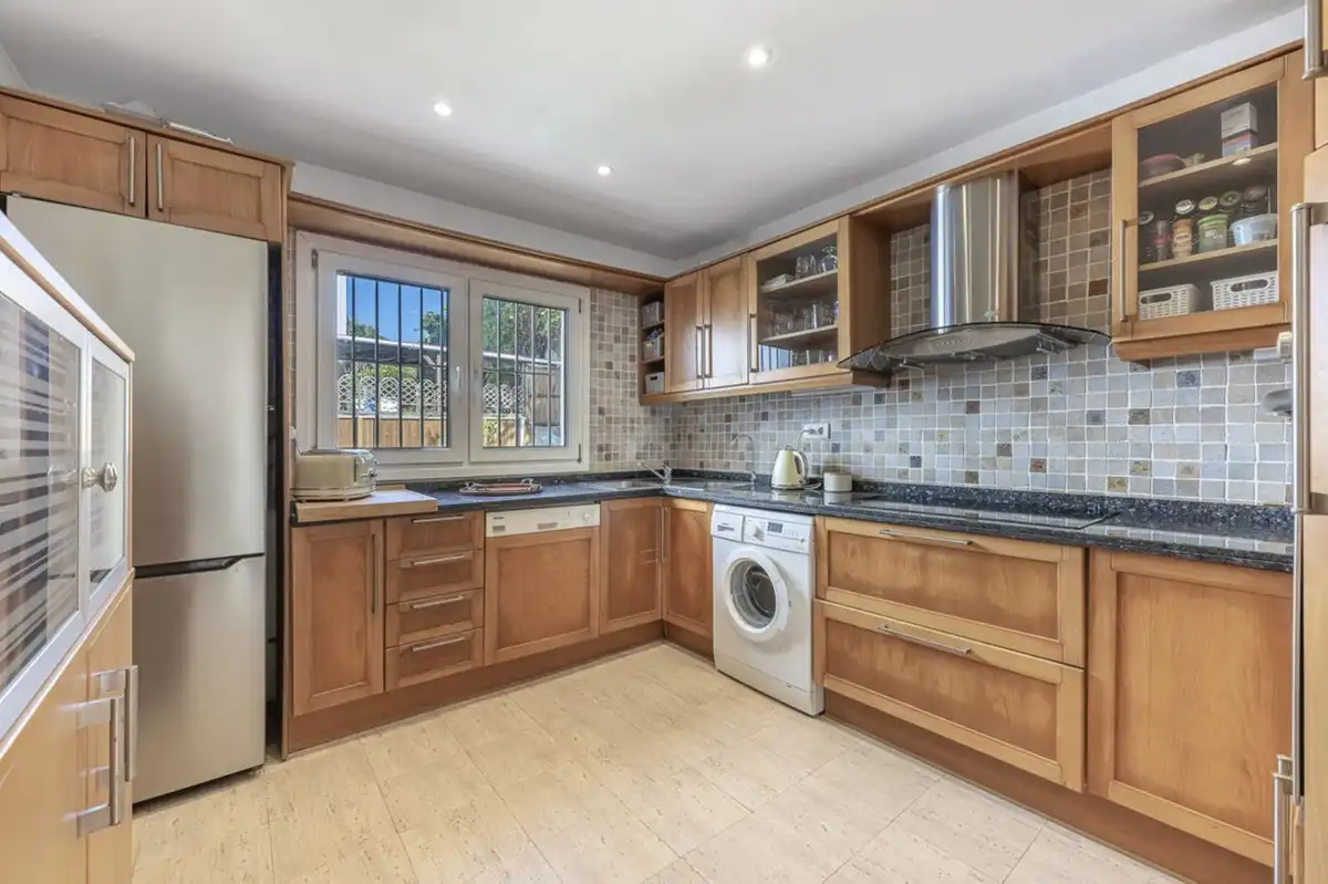 Kitchen of Houses for sale in Manilva  with Air Conditioner, Private garden and Community pool