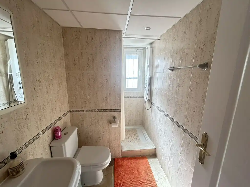 Badezimmer von Erdgeschoss zum Verkauf in Calahonda 
