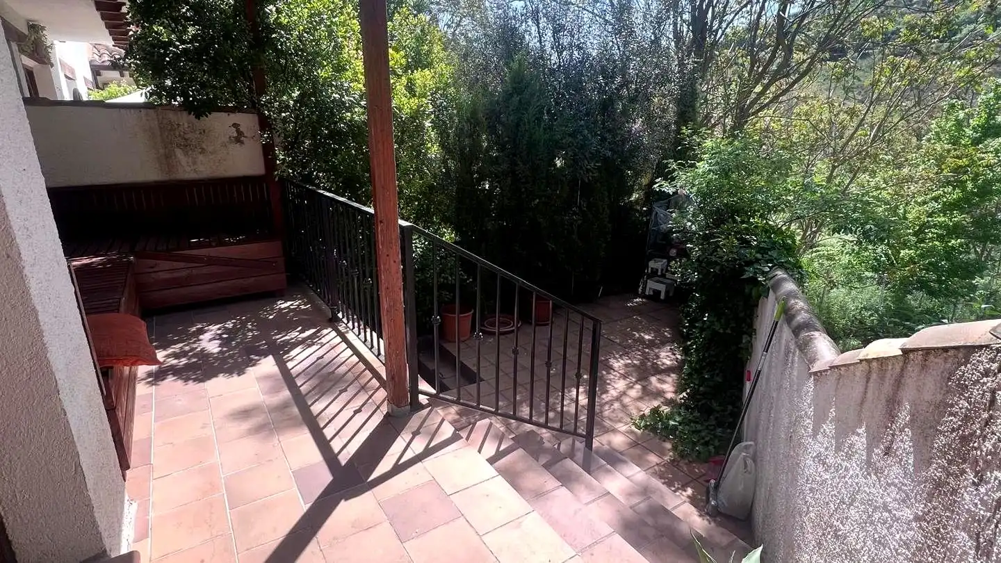 Terrassa de Casa adosada en venda en Olmeda de las Fuentes amb Calefacció i Jardí privat