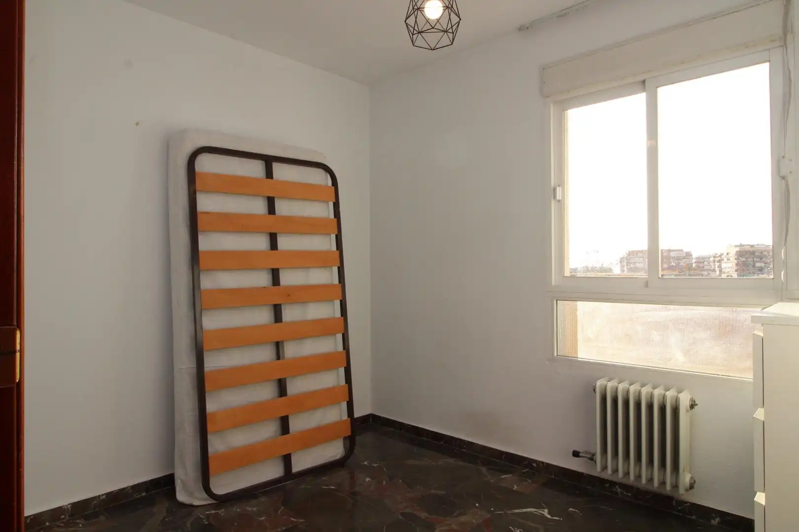 Habitación de Piso de alquiler en Granada con Aire acondicionado, Calefacción y Terraza