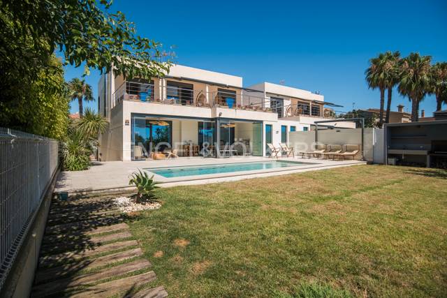 Casa-chalet en Venta en El Grao