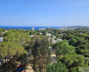 Vista exterior de Apartament en venda en Castell-Platja d'Aro amb Calefacció, Terrassa i Balcó