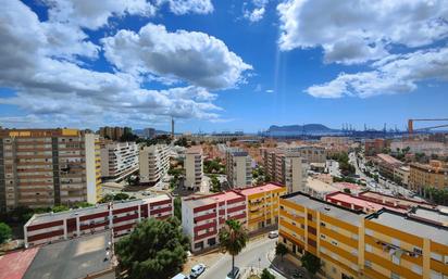 Vista exterior de Pis en venda en Algeciras amb Terrassa