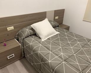 Bedroom of Flat to rent in Ferrol