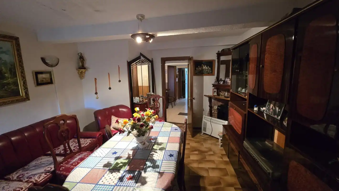 Menjador de Casa o xalet en venda en Alcolea de las Peñas amb Calefacció, Jardí privat i Terrassa
