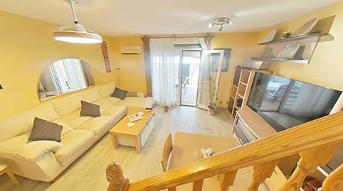 Photo 3 of Single-family semi-detached for sale in Perales del Río, Madrid