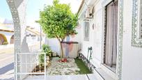 Jardí de Casa adosada en venda en Guardamar del Segura amb Aire condicionat, Jardí privat i Terrassa
