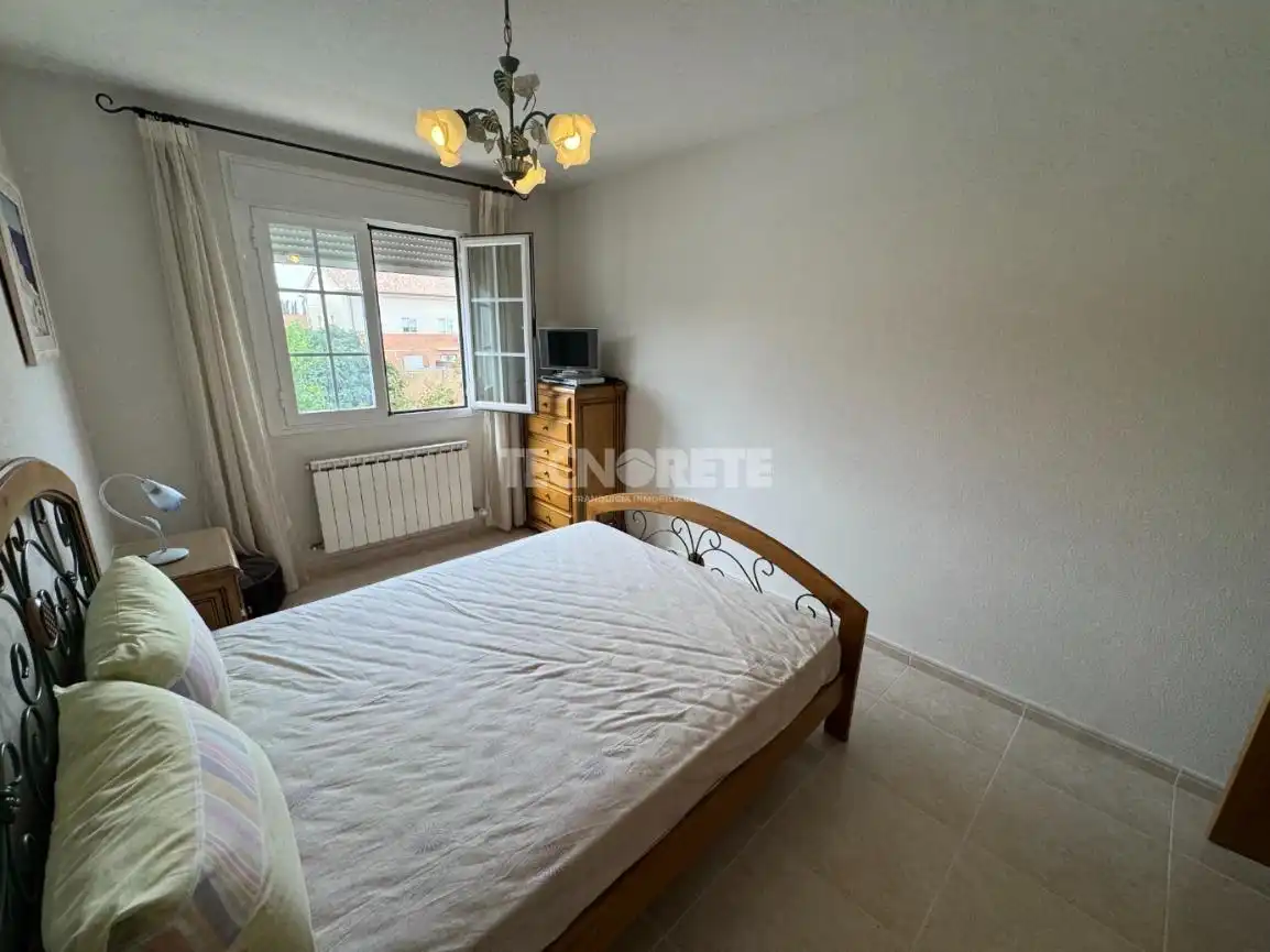 Casa aparellada amb terrassa en venda a Yunquera de Henares, imagen 24