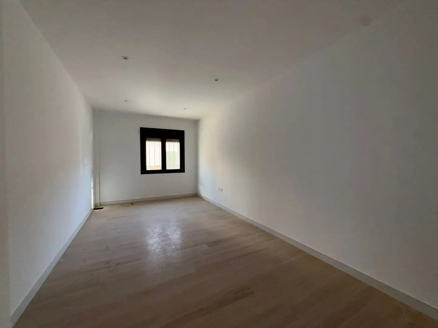 Piso en venta en Tomelloso con Aire acondicionado, Calefacción y Jardín privado