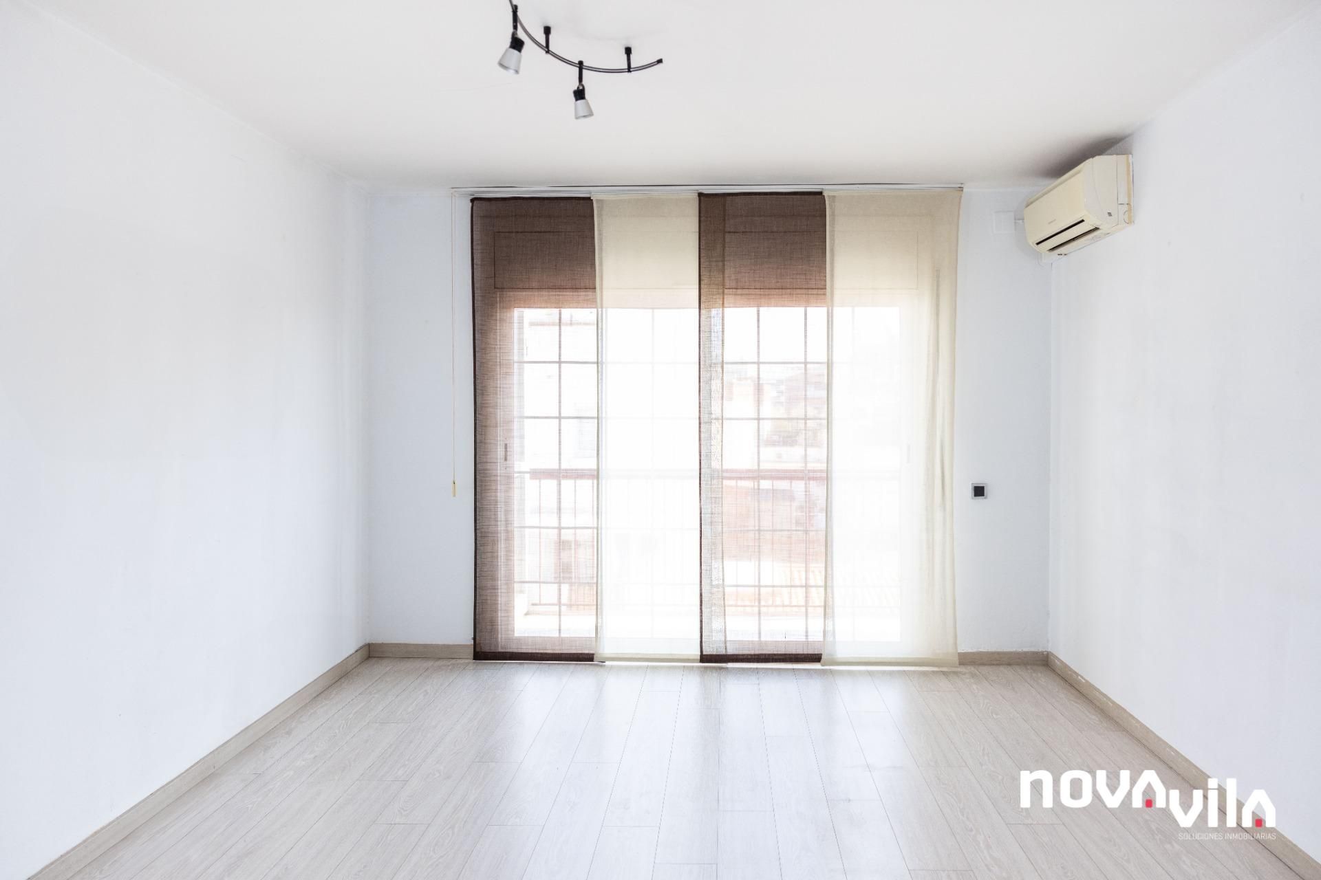 Dormitori de Àtic en venda en Viladecans amb Aire condicionat, Calefacció i Parquet