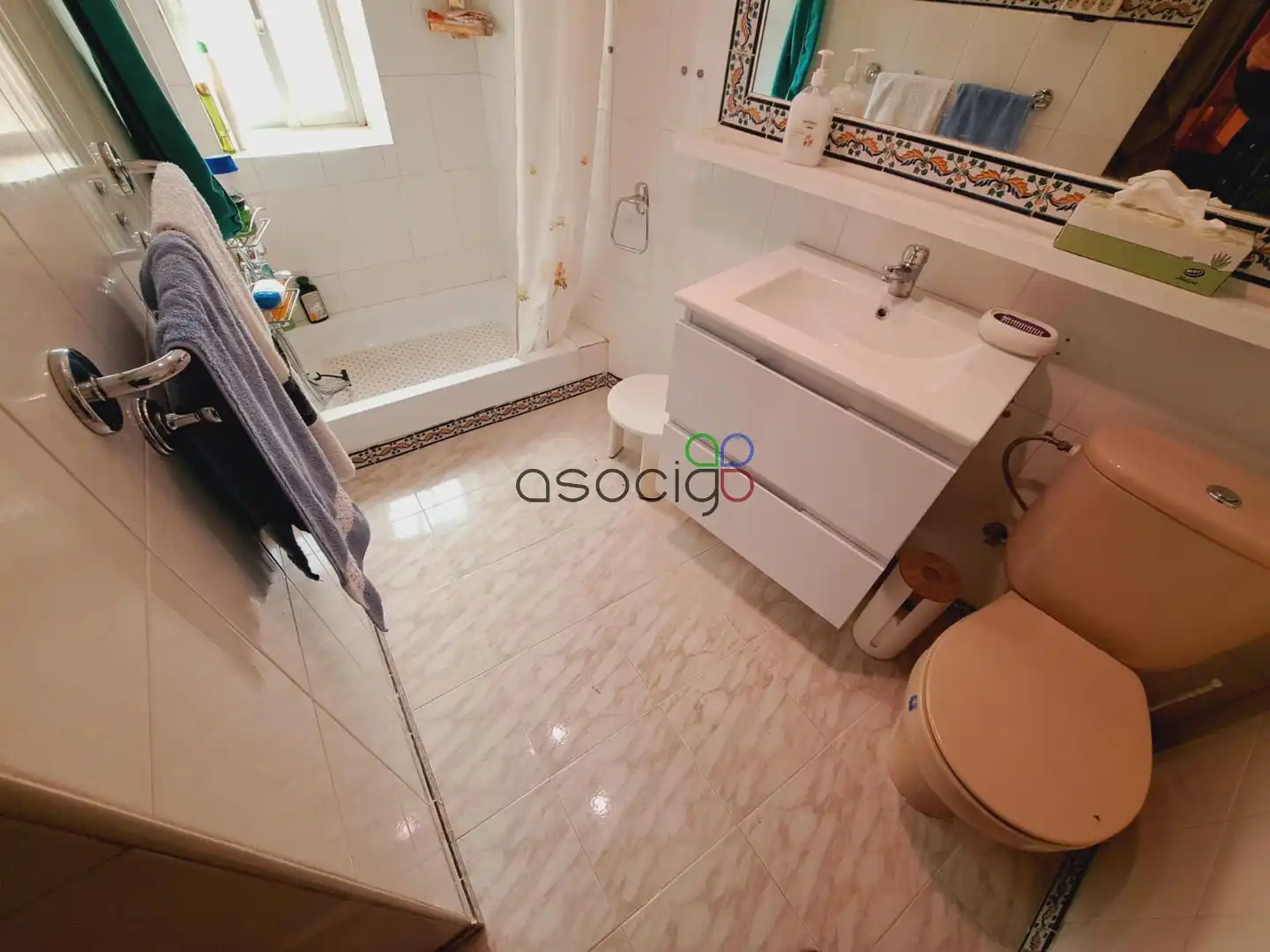 Bathroom of Flat for sale in Buendía  with Storage room
