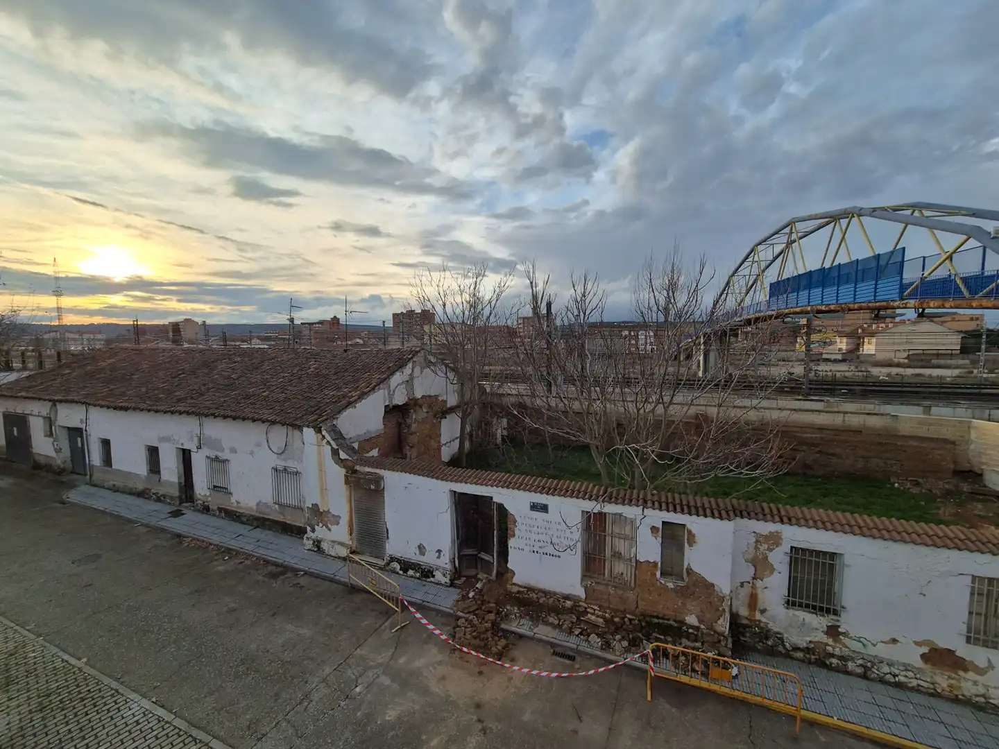 Vista exterior de Casa o xalet en venda en Venta de Baños