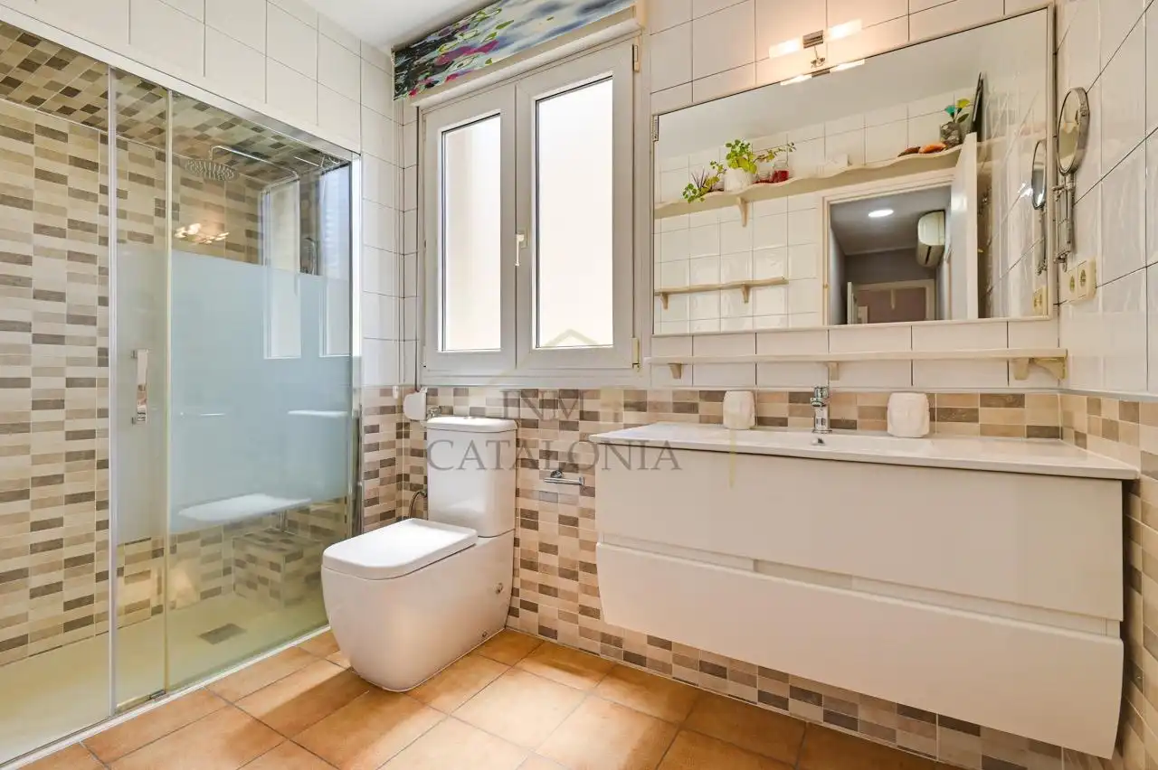 Bathroom of Attic for sale in La Garriga  with Air Conditioner, Heating and Terrace