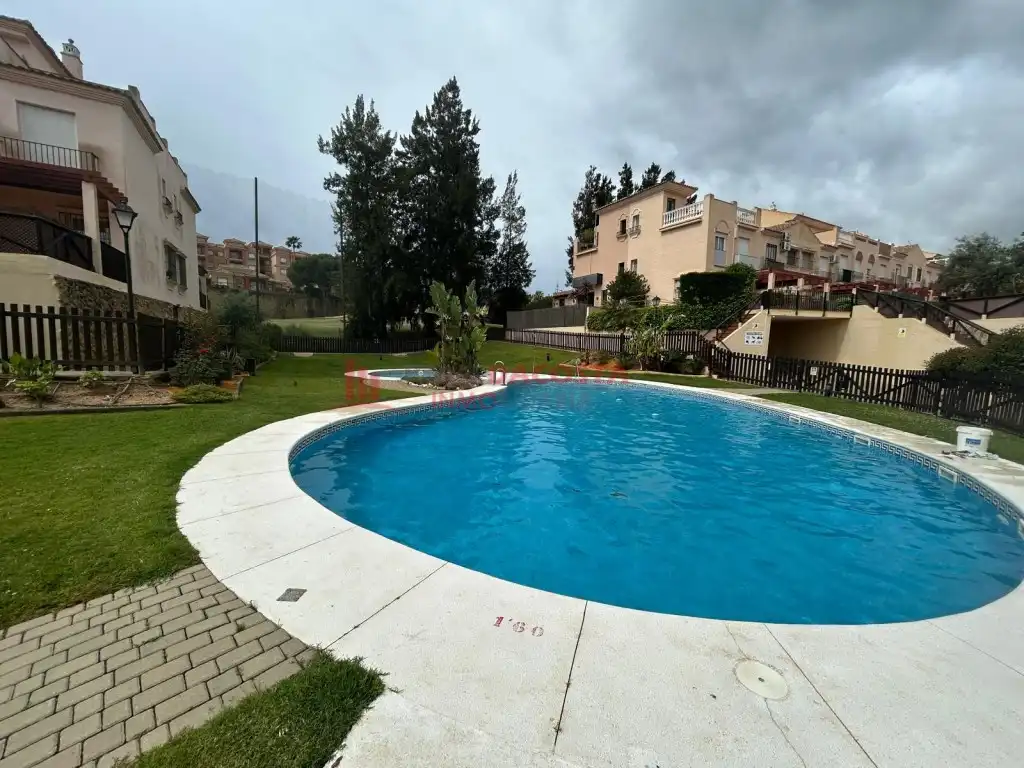 Swimming pool of Detached homes for rent in Islantilla