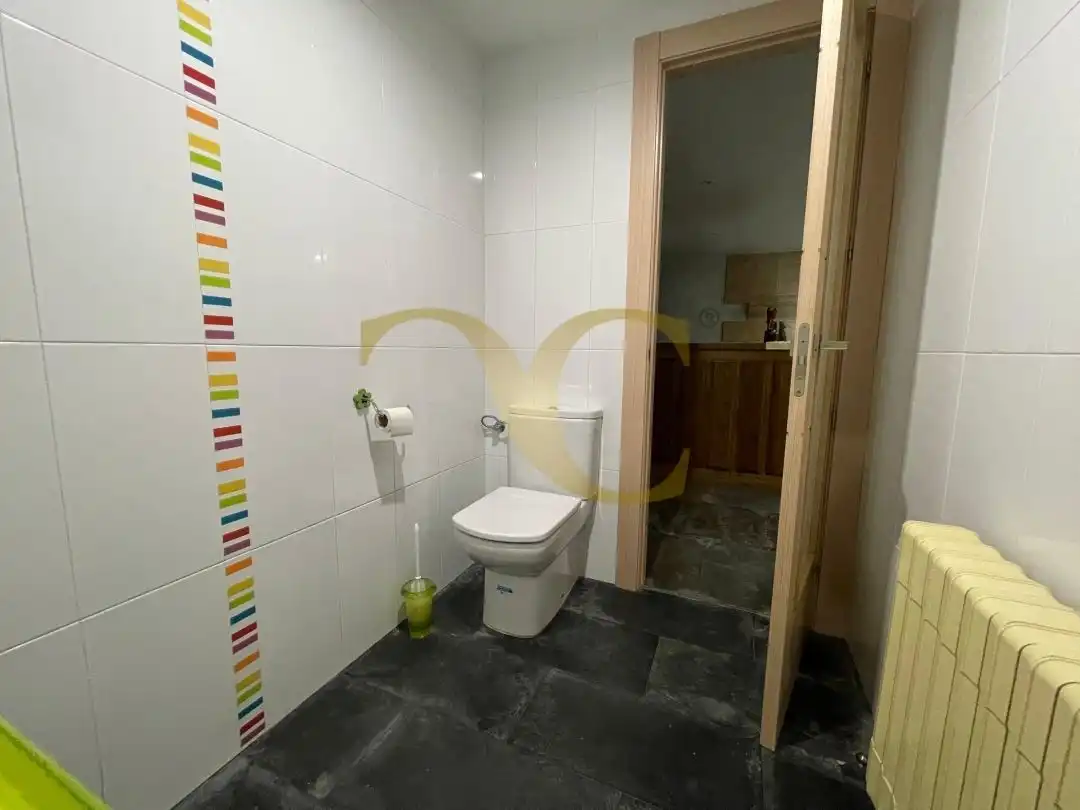 Bathroom of Houses for rent in Santa Cruz de Bezana  with Air Conditioner, Heating and Private garden