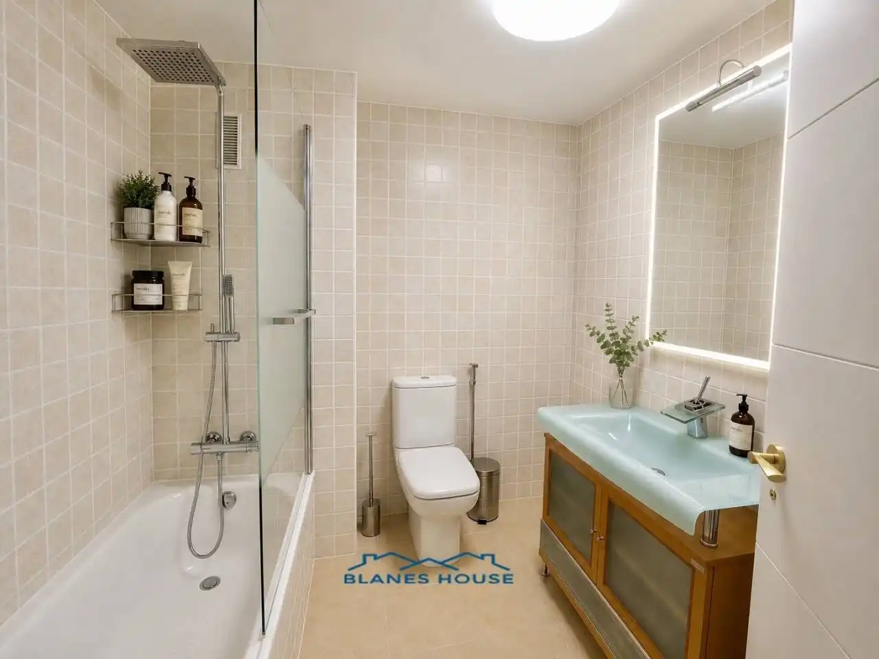 Baño de Dúplex en venta en Marbella con Aire acondicionado, Calefacción y Terraza