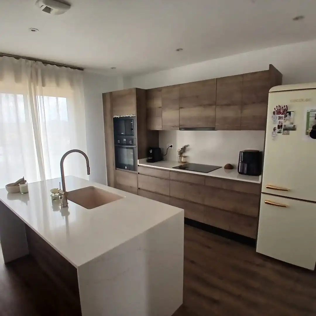 Kitchen of Houses for rent in Montroi / Montroy, Valencia