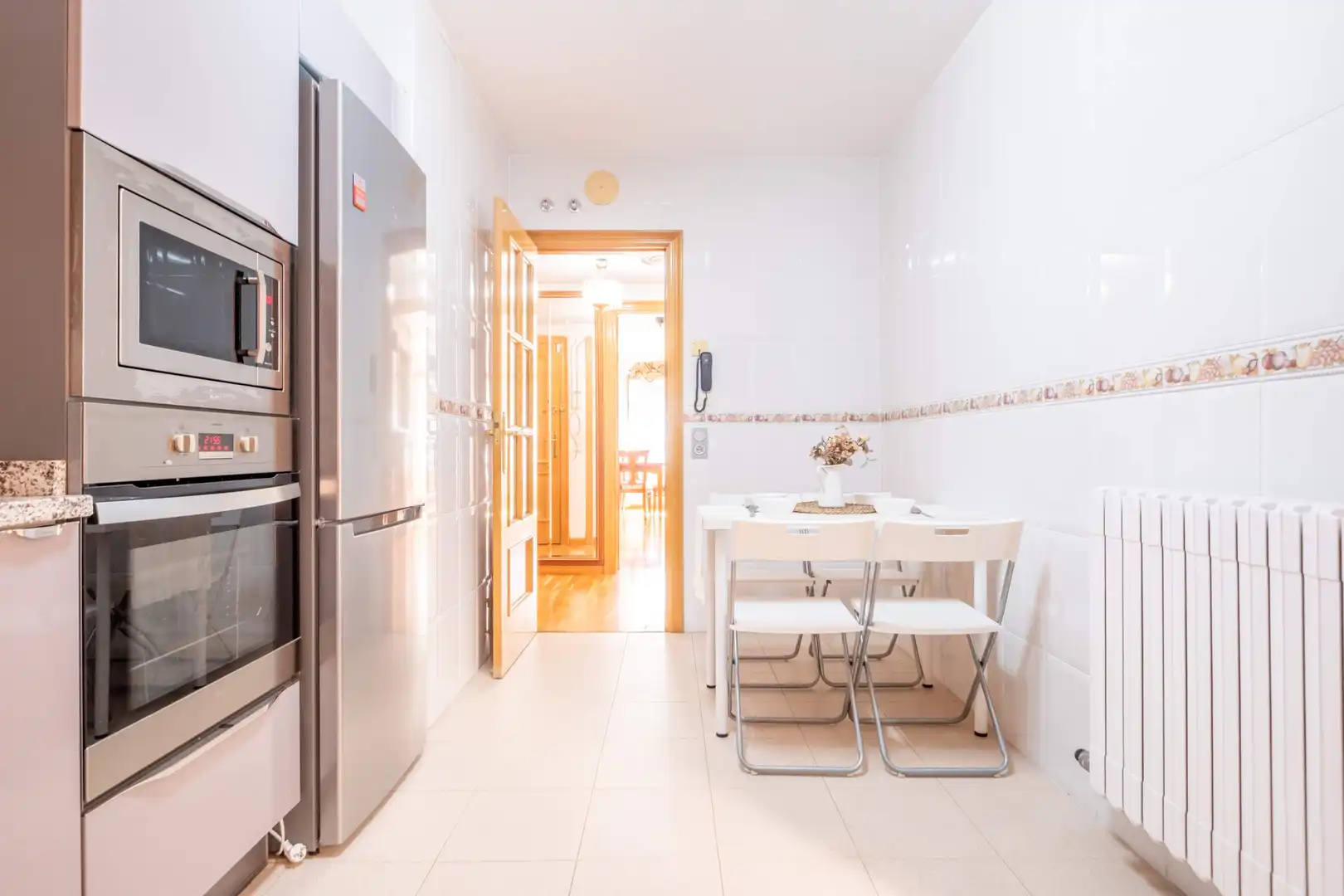 Kitchen of Flat for sale in Zaragoza  with Air Conditioner, Heating and Parquet flooring