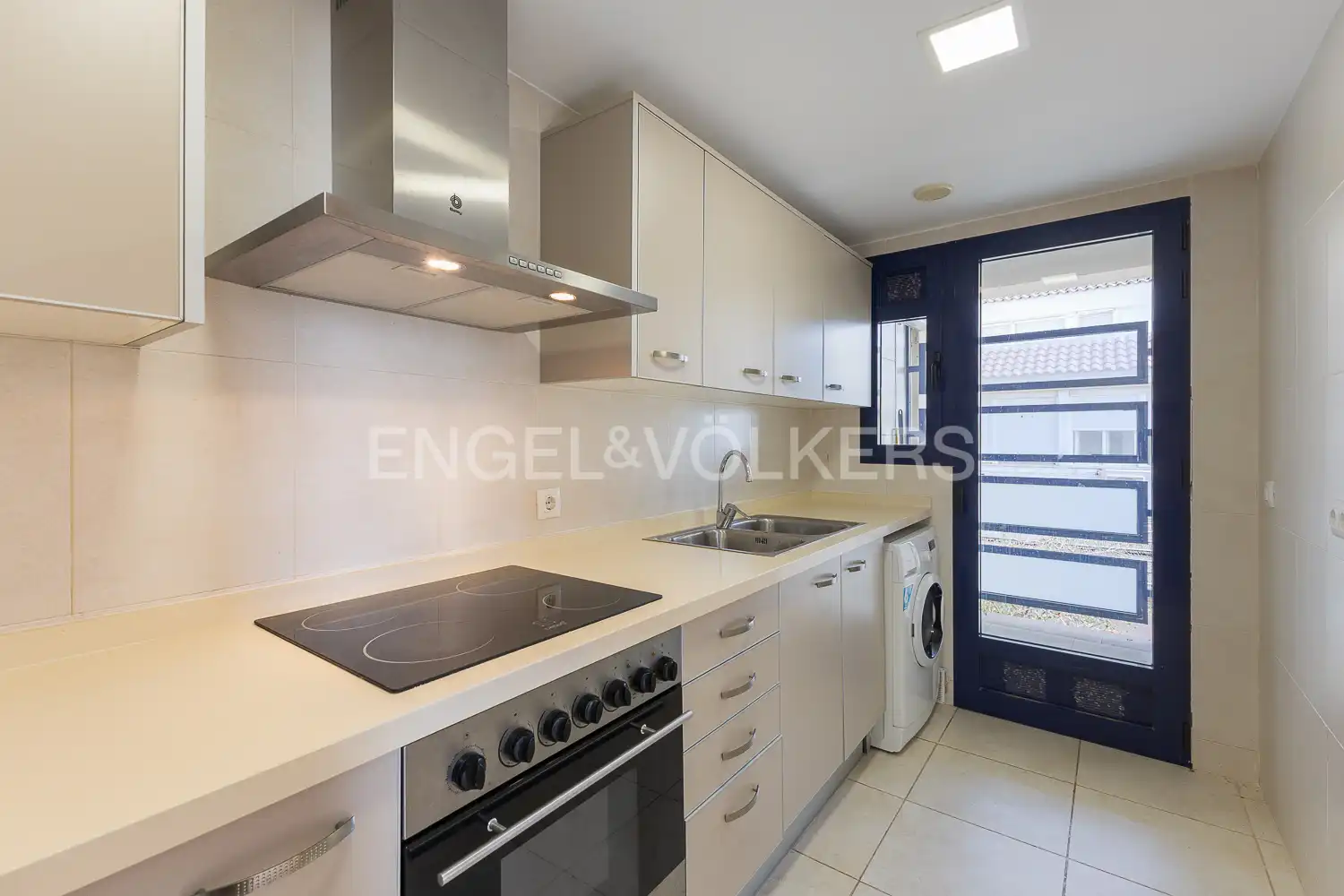 Kitchen of Houses for rent in Sagunto / Sagunt  with Air Conditioner, Heating and Private garden