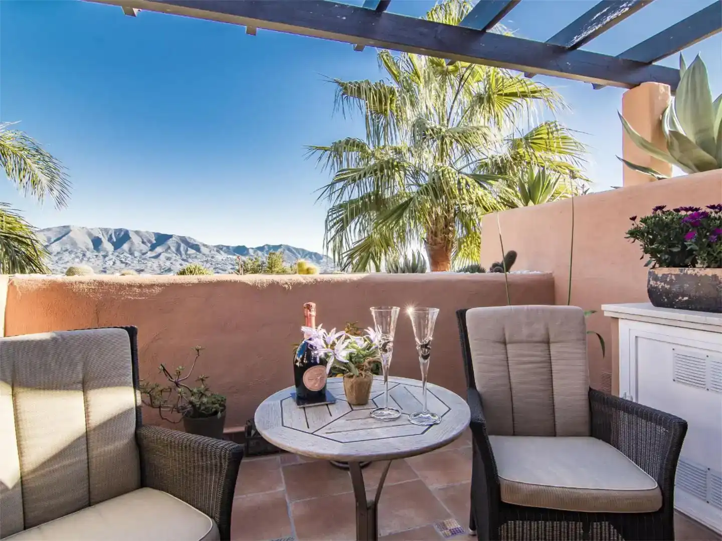 Terrasse von Wohnung zur Miete in Ojén mit Klimaanlage, Schwimmbad und Balkon