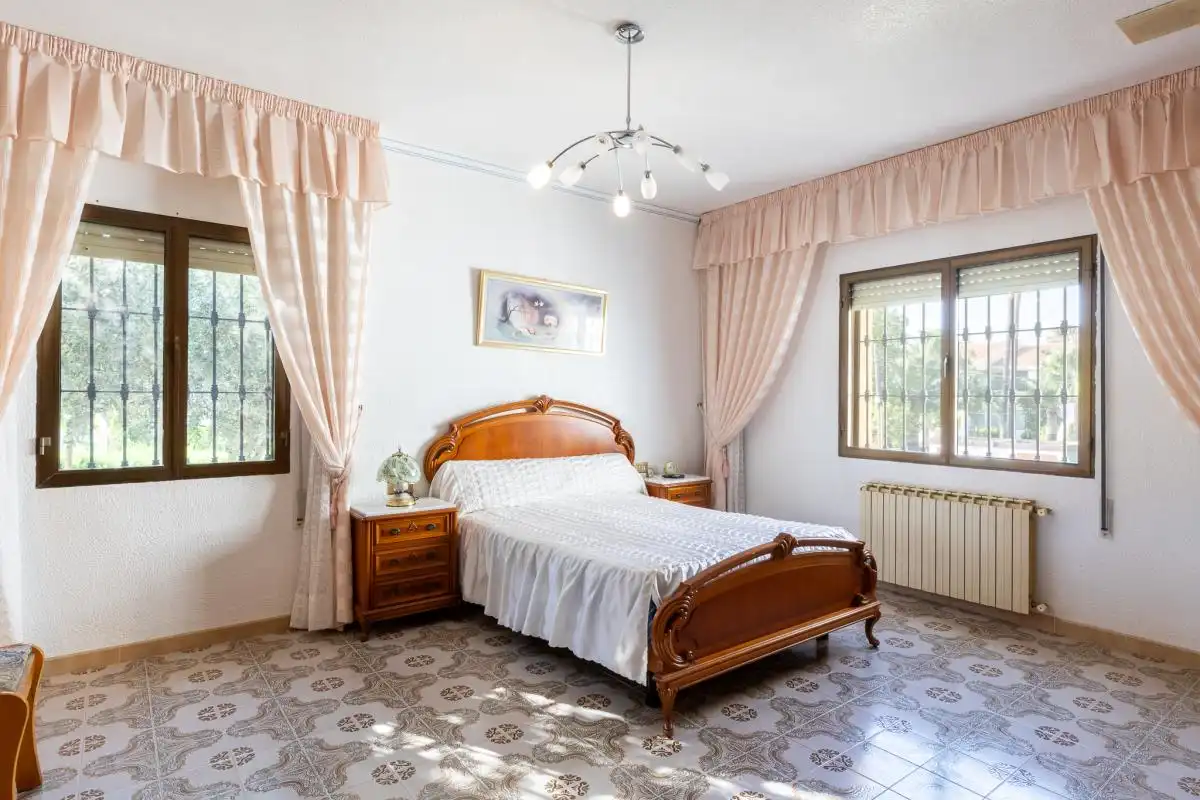 Houses for sale in Carrer Altair, El Montgó