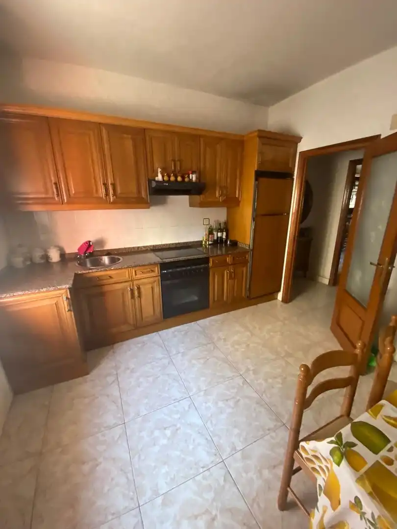 Kitchen of Buildings for sale in San Martín del Rey Aurelio