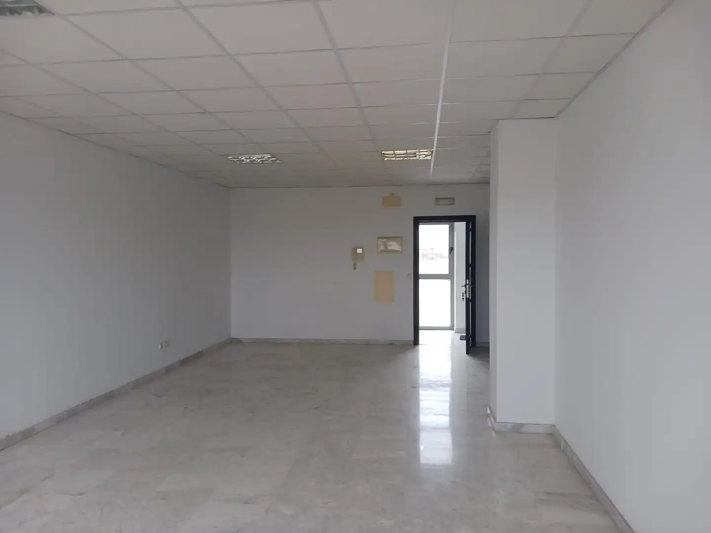 Office for sale in Sevilla