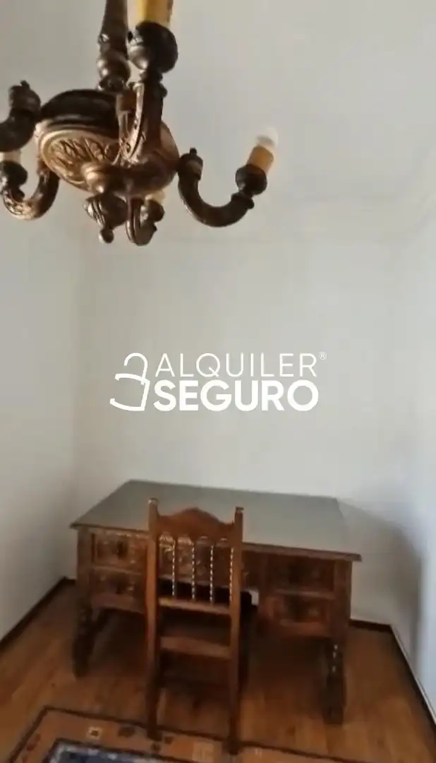 Piso de alquiler en Procurador , Casco Antiguo