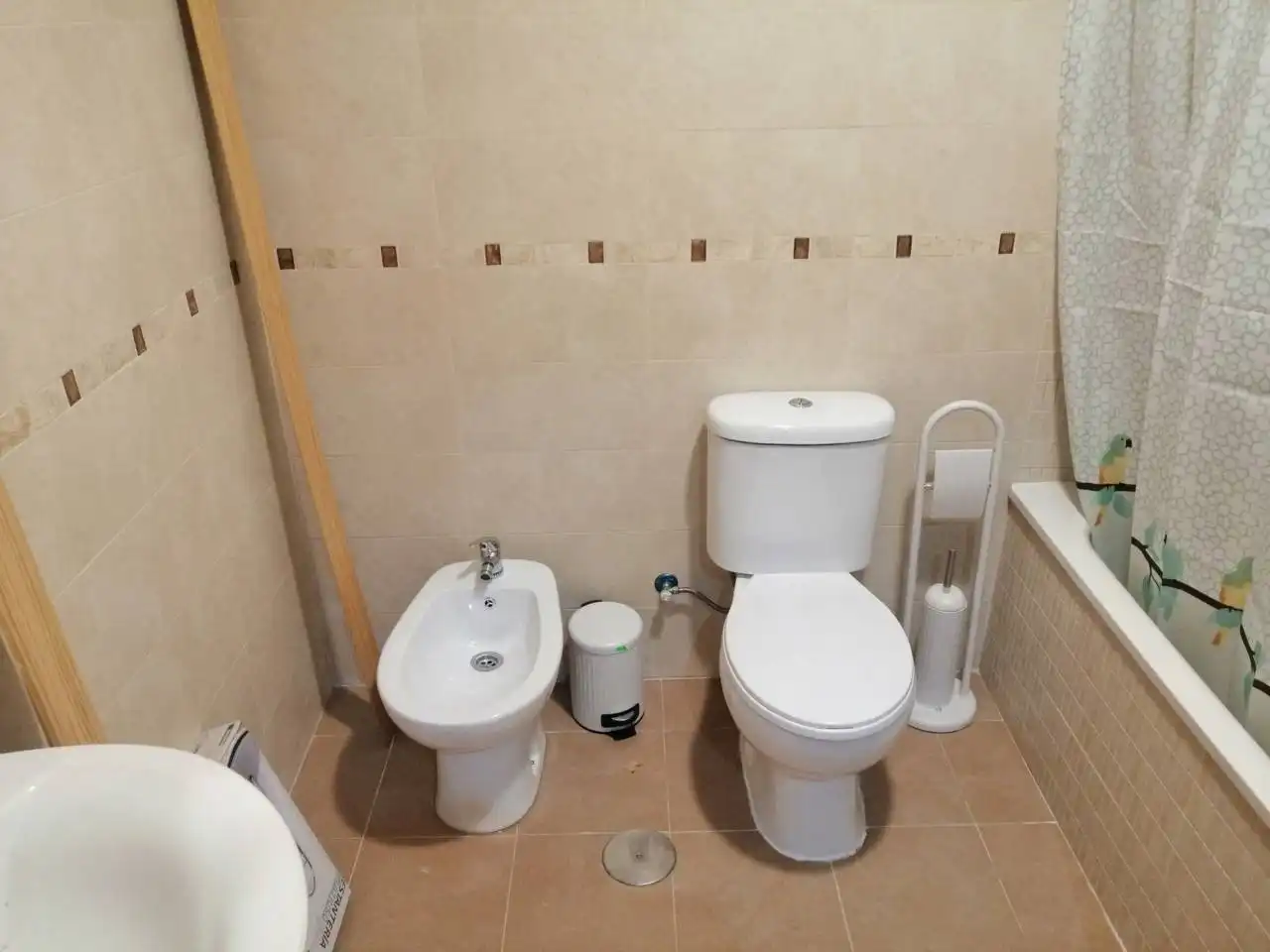 Bathroom of Flat for sale in Villanueva Mesía  with Air Conditioner, Heating and Storage room