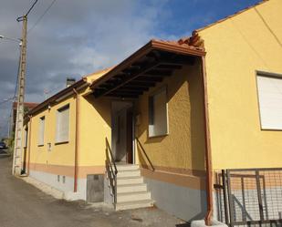 Vista exterior de Casa o xalet en venda en Punxín