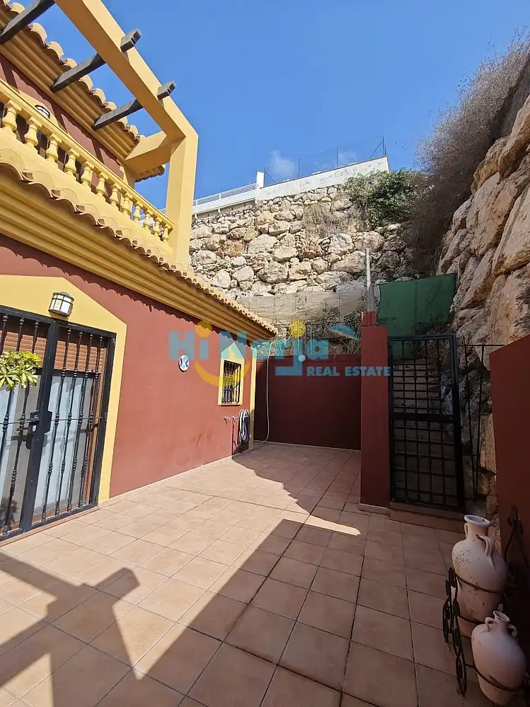 Vista exterior de Casa o chalet en venta en Torrox con Aire acondicionado, Calefacción y Terraza