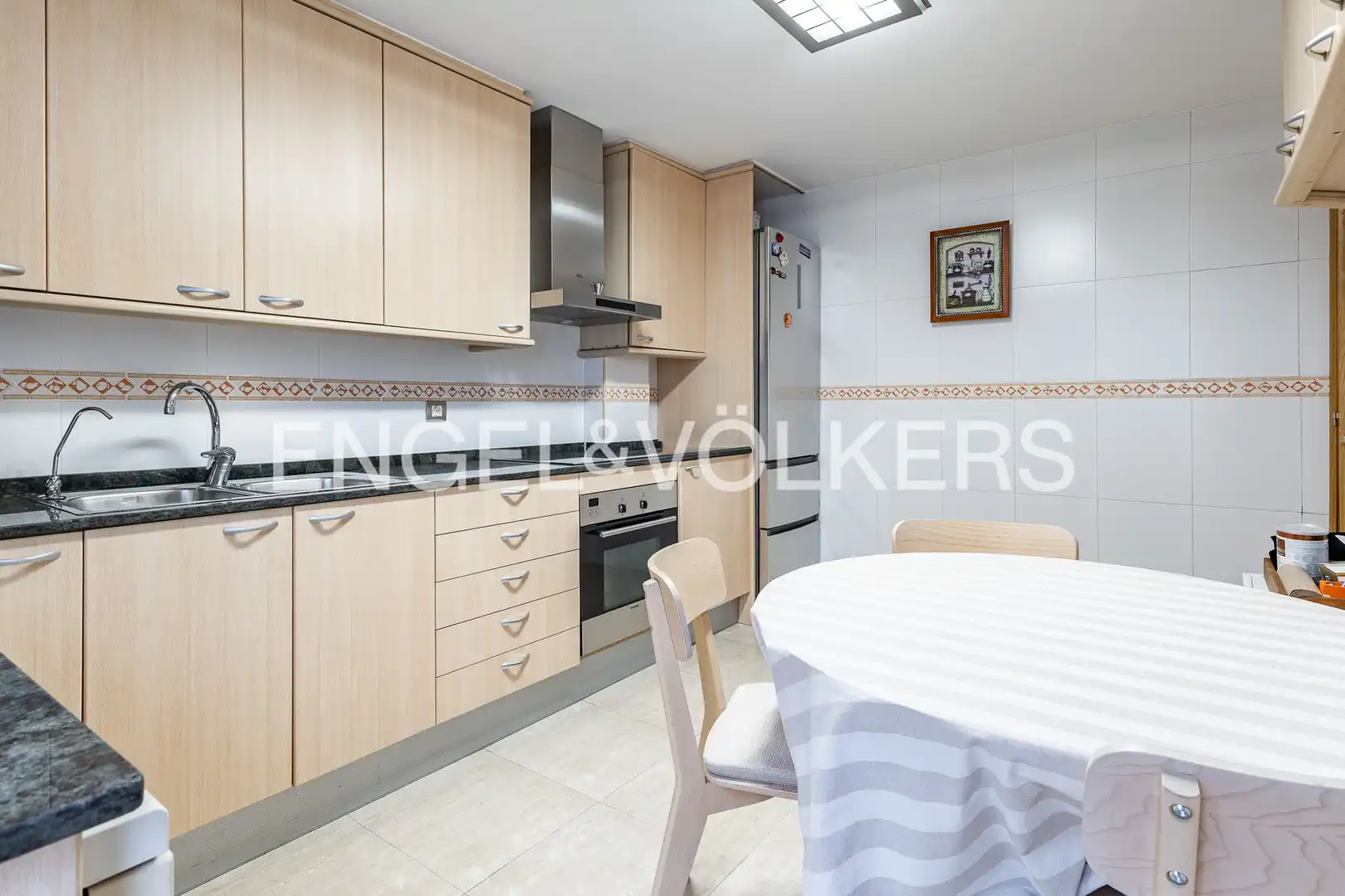 Cocina de Casa o chalet en venta en Badalona con Aire acondicionado, Calefacción y Terraza