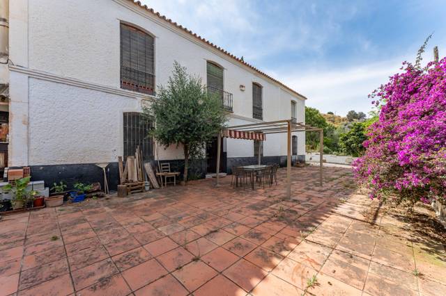 Casa-chalet en Venta en Campanillas - CL VIOLETA, 36 en Campanillas