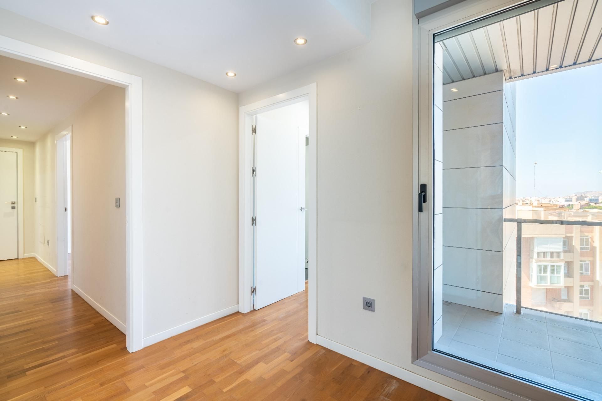 Flat for sale in  Almería Capital  with Air Conditioner, Heating and Terrace