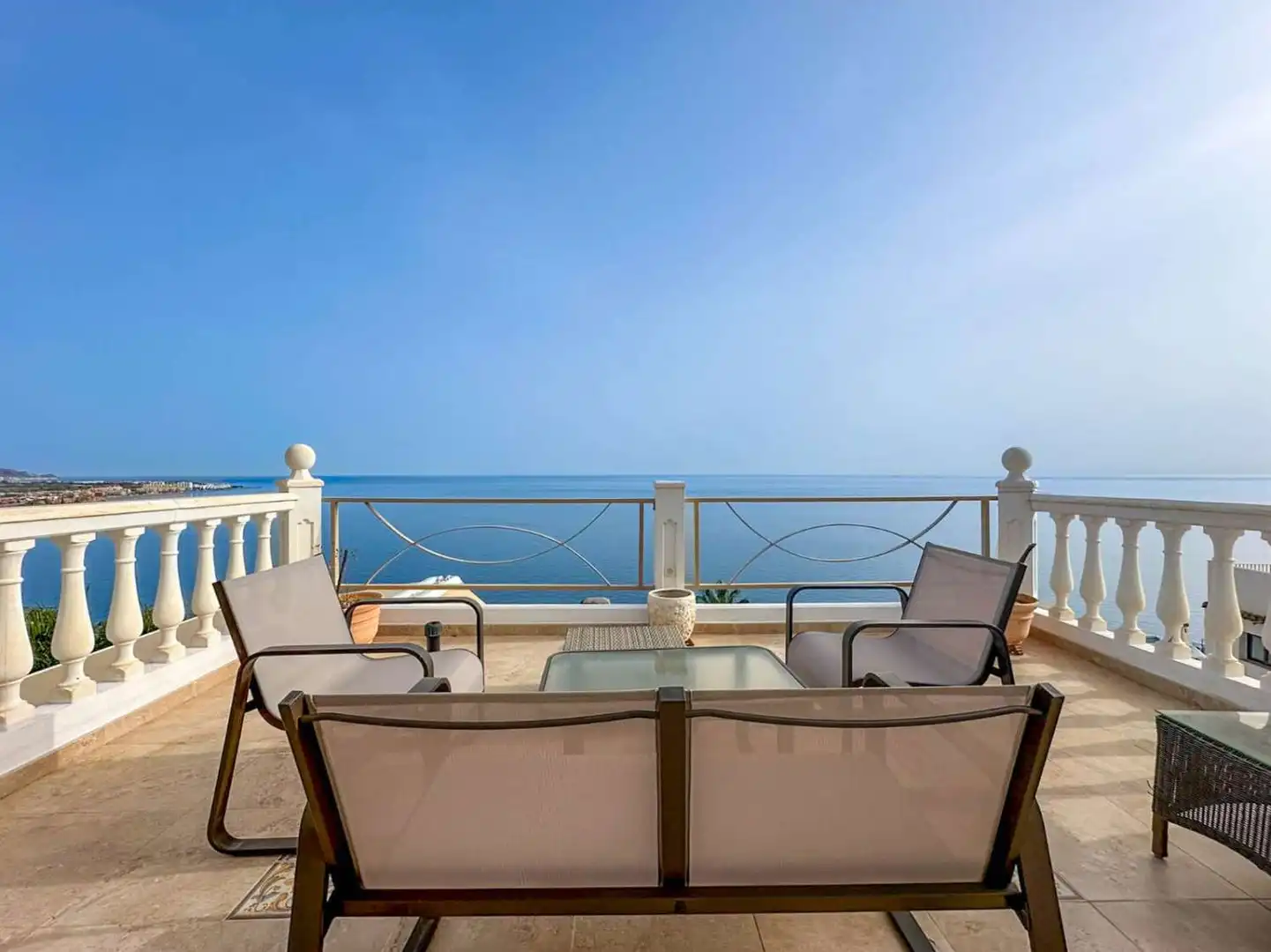Villa avec piscine à vendre à N/A
