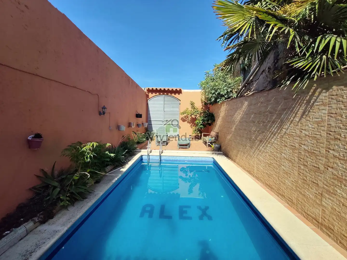 Piscina de Casa adosada en venta en Sant Esteve Sesrovires, Barcelona