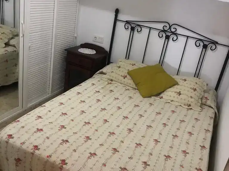 Schlafzimmer von Wohnung zur Miete in Algeciras
