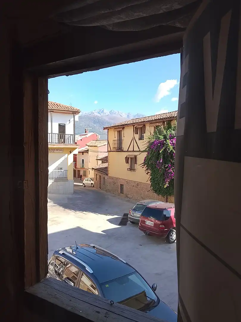 Exterior view of Houses for sale in Madrigal de la Vera