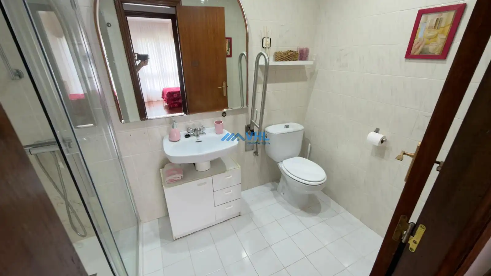 Baño de Piso de alquiler en Castro-Urdiales con Calefacción, Terraza y Amueblado