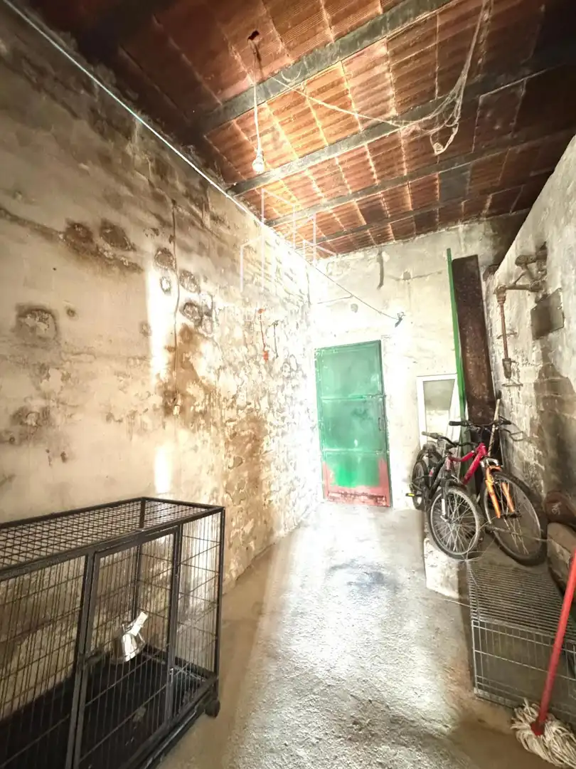 Local en venta en Gomecello con Terraza